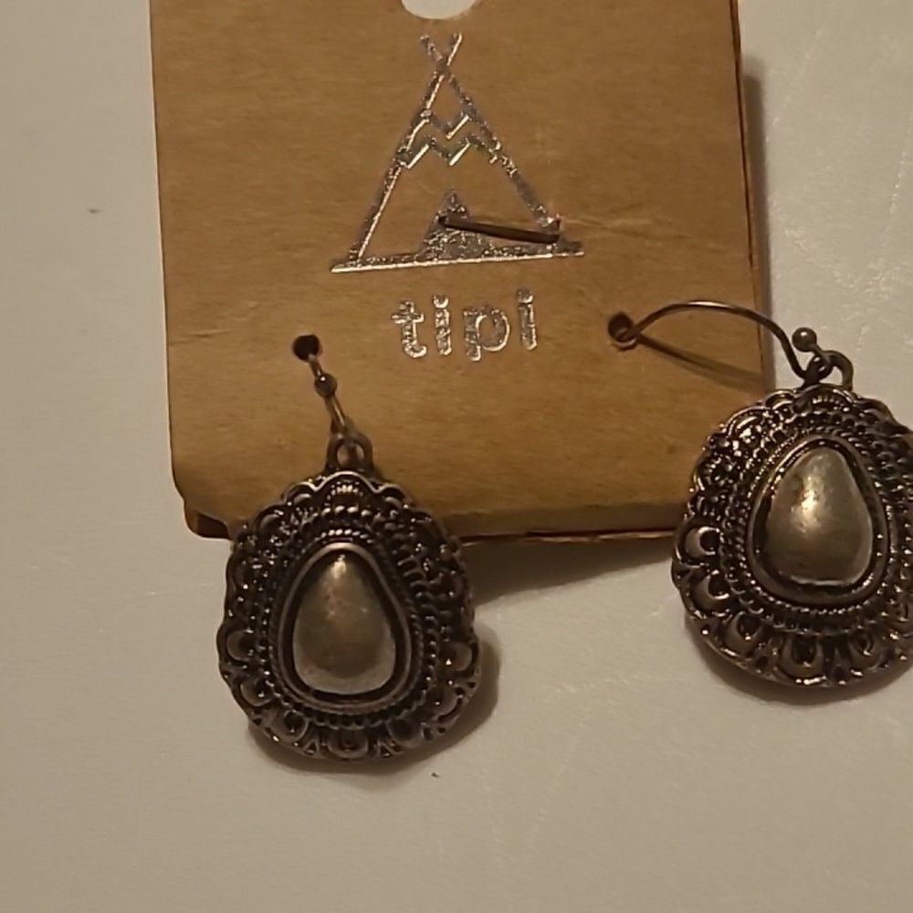 Tipi Earrings. 